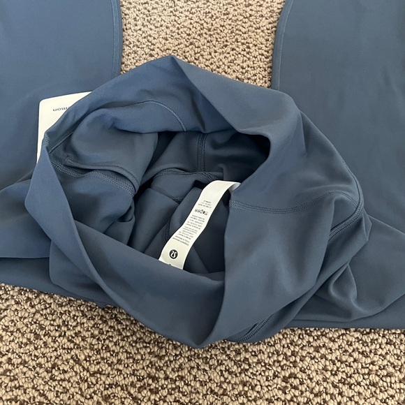 NWT Lululemon align legging - Picture 6 of 8